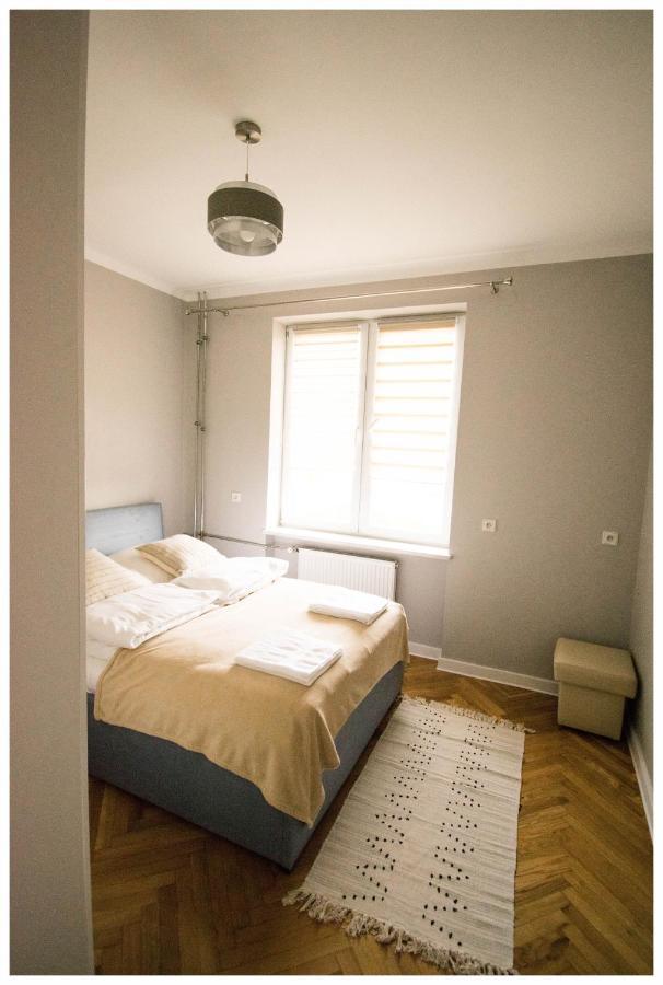 Color 24 Apartament III Stalowa Wola Extérieur photo