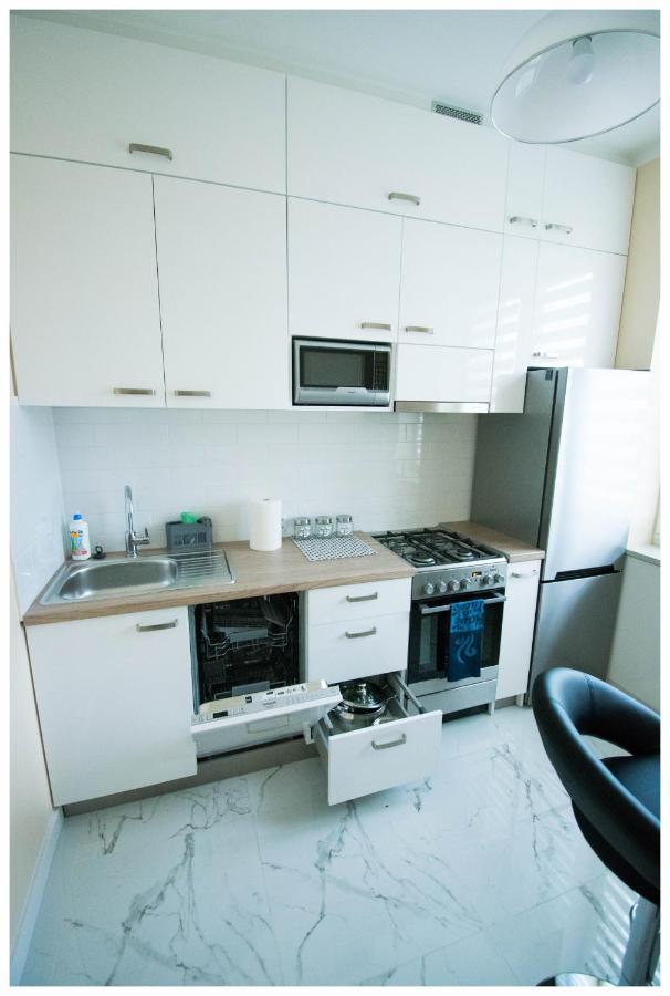 Color 24 Apartament III Stalowa Wola Extérieur photo
