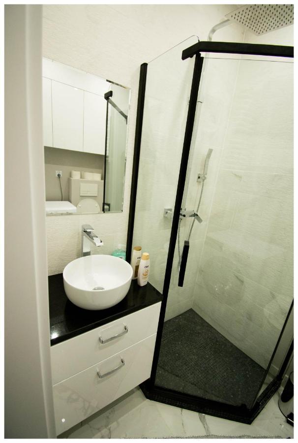 Color 24 Apartament III Stalowa Wola Extérieur photo